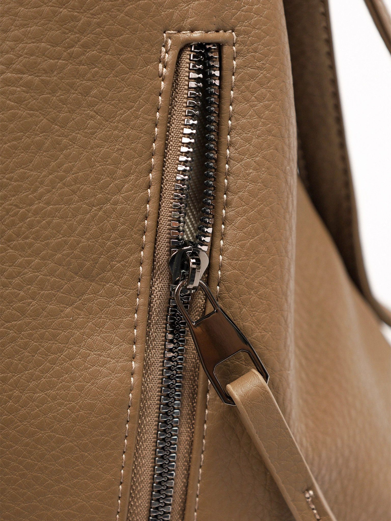 Сумка-шоппер  с регулируемыми ручками и декоративными пуллерами в ассортименте